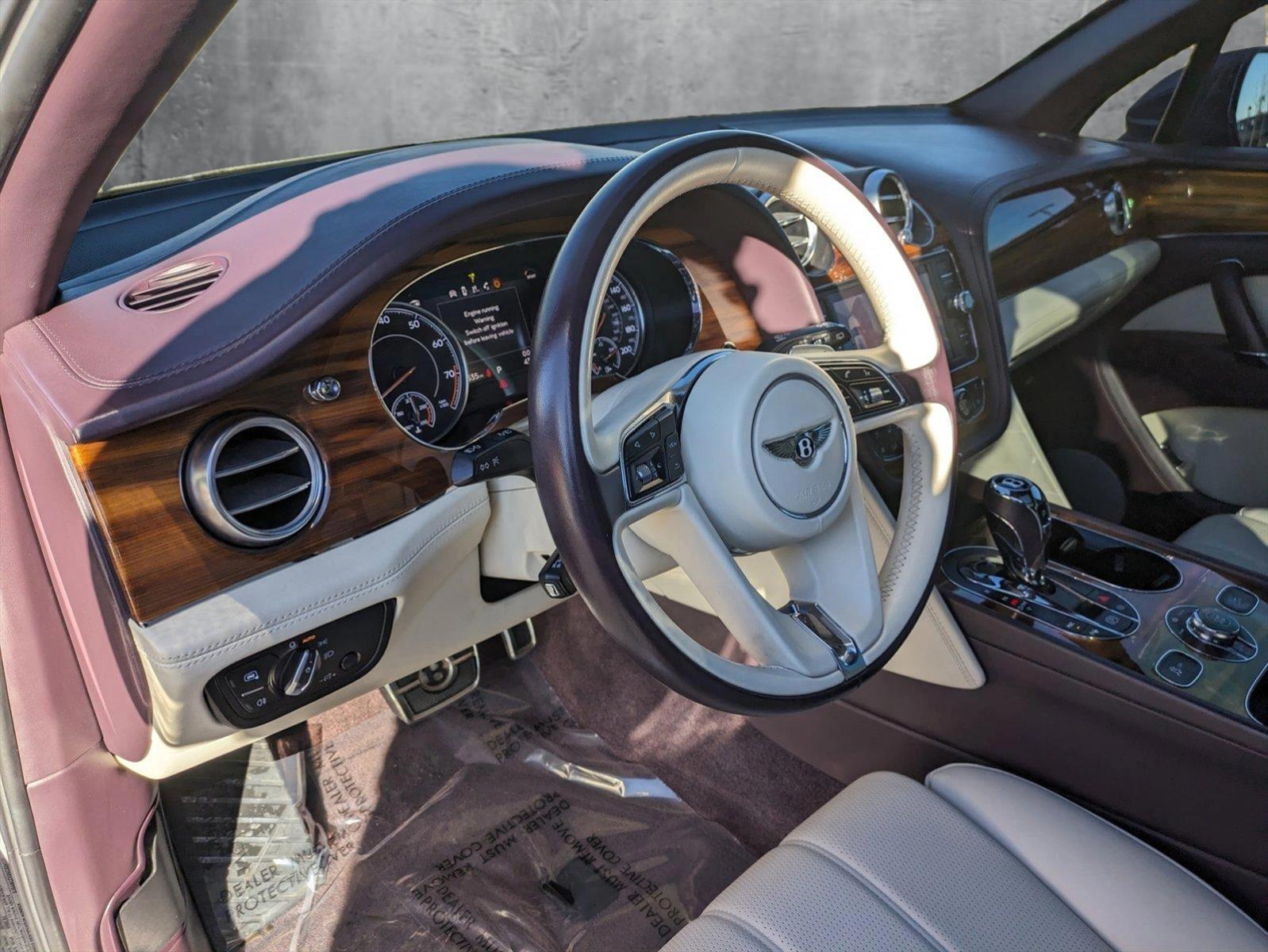 2019 Bentley Bentayga Vehicle Photo in Las Vegas, NV 89149