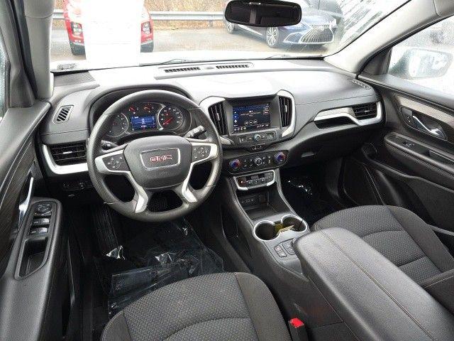 2022 GMC Terrain Vehicle Photo in Pleasant Hills, PA 15236