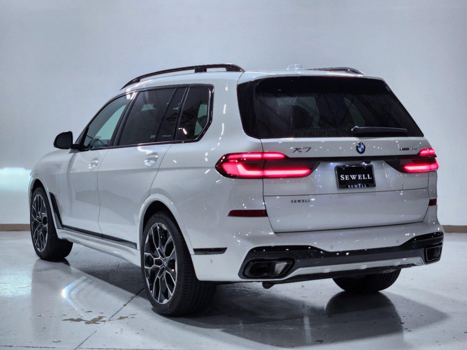 2025 BMW X7 xDrive40i Vehicle Photo in GRAPEVINE, TX 76051