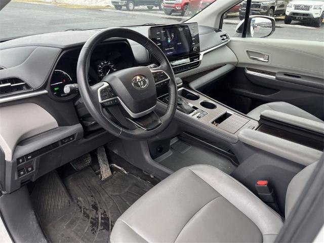 2021 Toyota Sienna Vehicle Photo in TULLY, NY 13159-3159