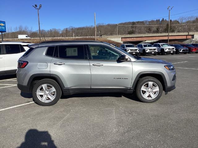 2022 Jeep Compass Vehicle Photo in Gardner, MA 01440