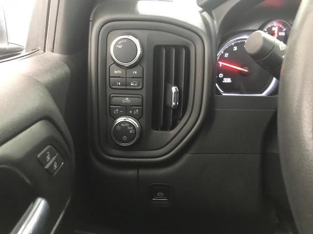 2021 GMC Sierra 1500 Vehicle Photo in GREEN BAY, WI 54303-3330