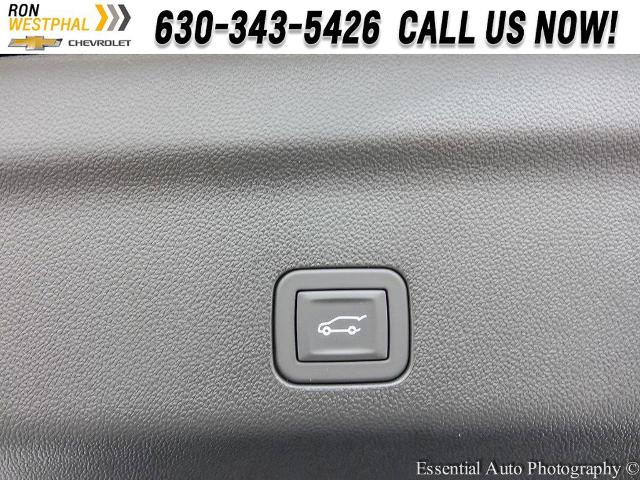 2025 Chevrolet Suburban Vehicle Photo in AURORA, IL 60503-9326