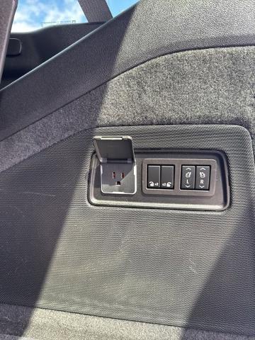 2023 Cadillac Escalade Vehicle Photo in MOUNT KISCO, NY 10549-1513