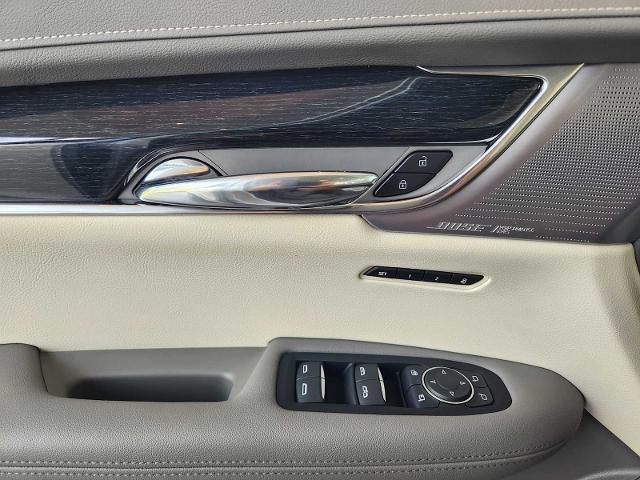 2025 Cadillac XT6 Vehicle Photo in HOUSTON, TX 77079