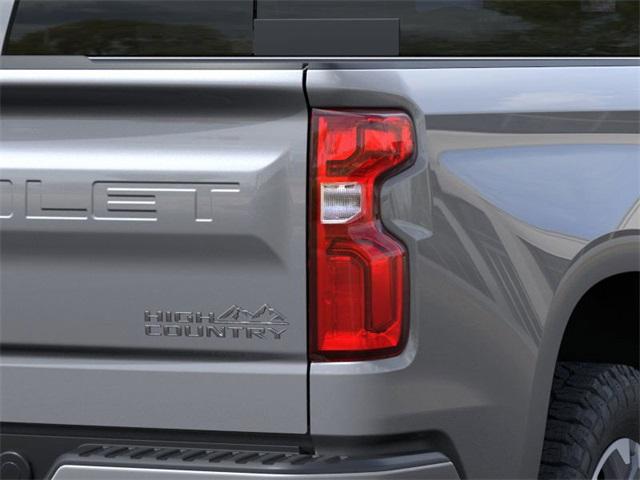 2025 Chevrolet Silverado 1500 Vehicle Photo in ENGLEWOOD, CO 80113-6708