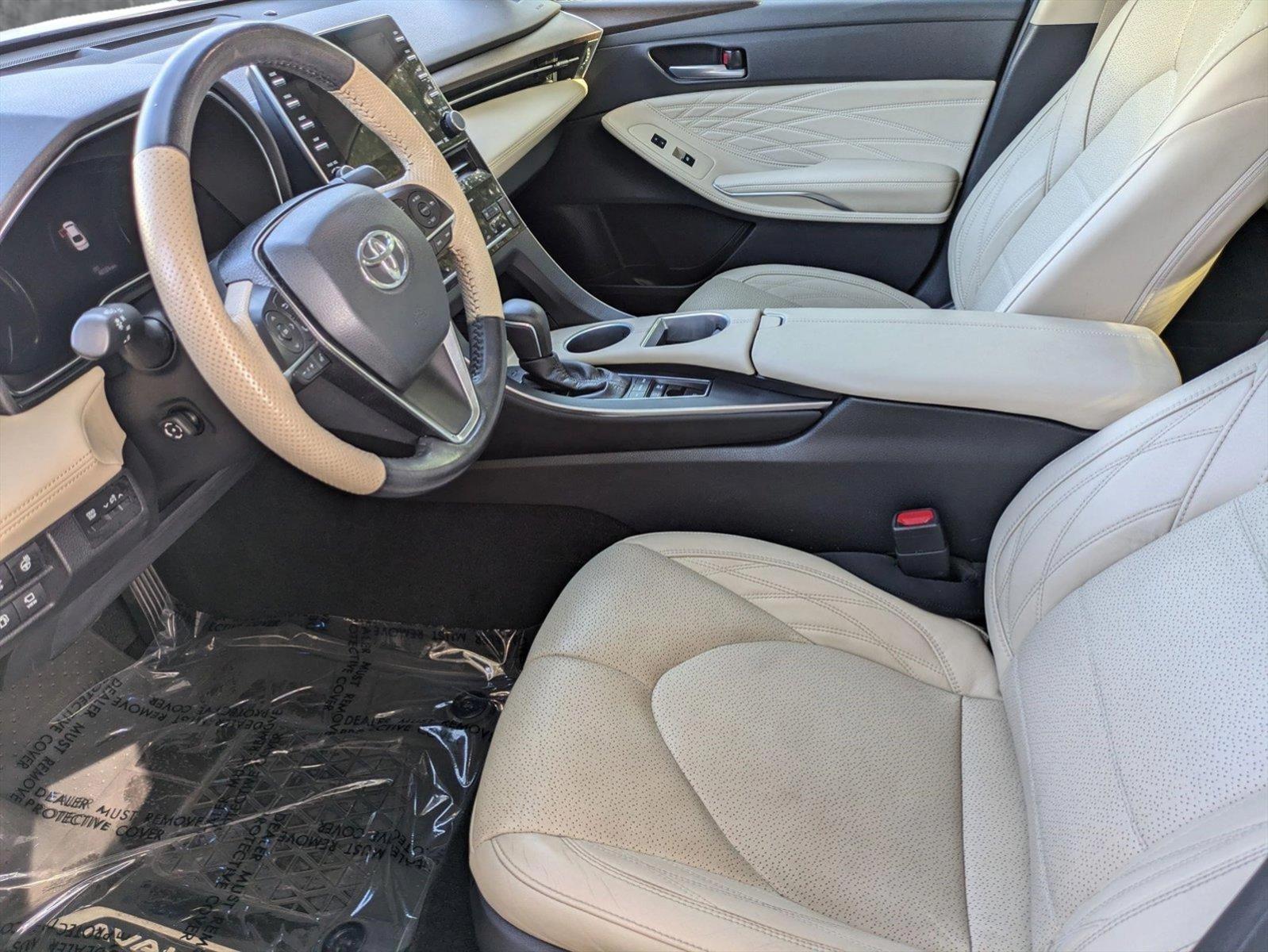 2019 Toyota Avalon Vehicle Photo in Tampa, FL 33614