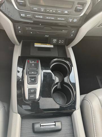 2020 Honda Pilot Vehicle Photo in Peoria, IL 61615