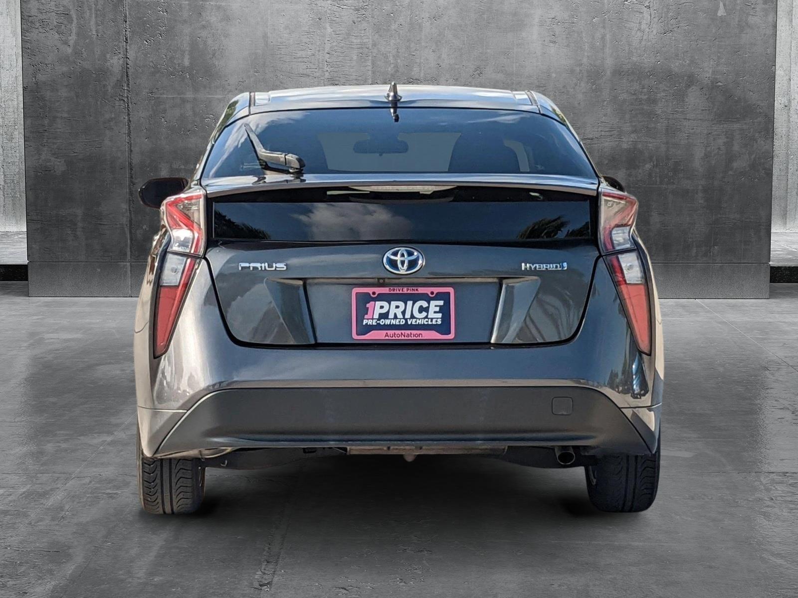 2017 Toyota Prius Vehicle Photo in Davie, FL 33331