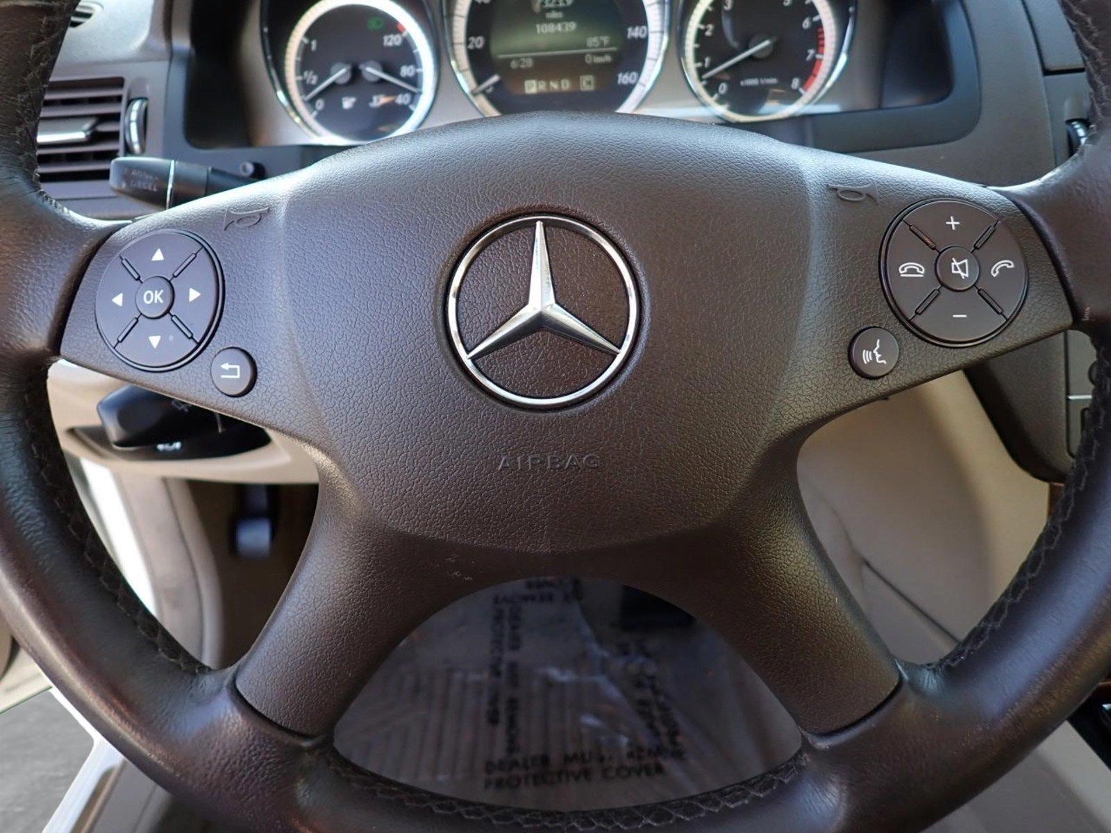 2010 Mercedes-Benz C-Class Vehicle Photo in DENVER, CO 80221-3610