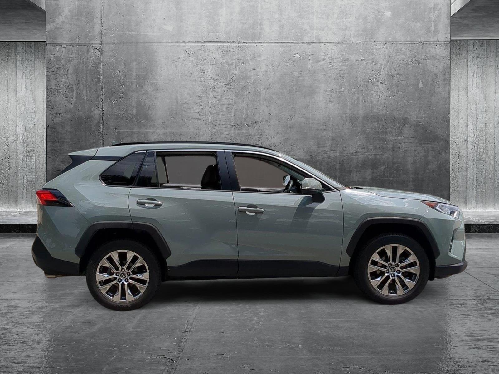 2020 Toyota RAV4 Vehicle Photo in West Palm Beach, FL 33417