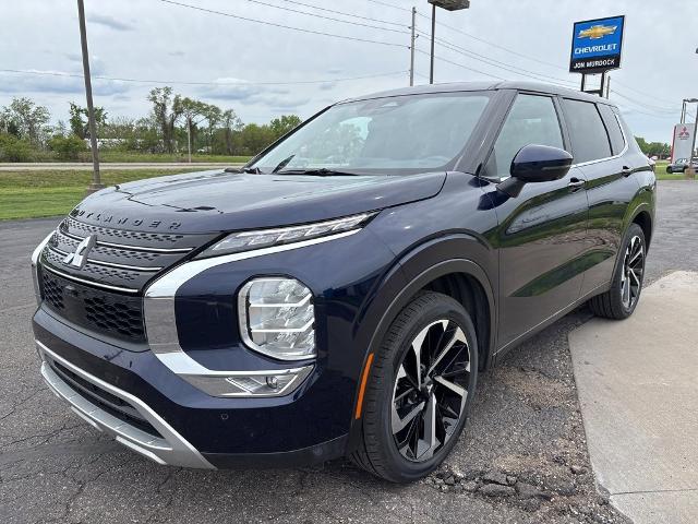 2023 Mitsubishi Outlander Vehicle Photo in MANHATTAN, KS 66502-5036