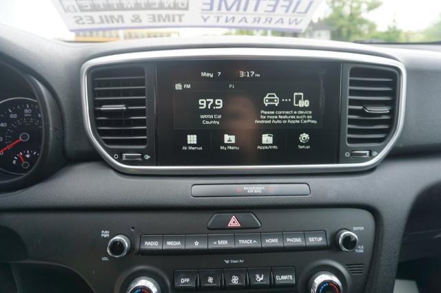 2021 Kia Sportage Vehicle Photo in FAIRMONT, WV 26554-2318