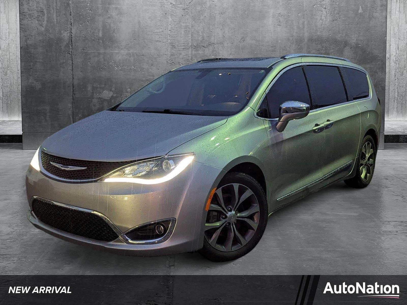 2018 Chrysler Pacifica Vehicle Photo in Miami, FL 33135