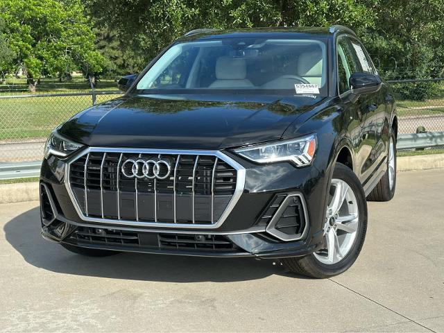 2024 Audi Q3 Vehicle Photo in HOUSTON, TX 77090