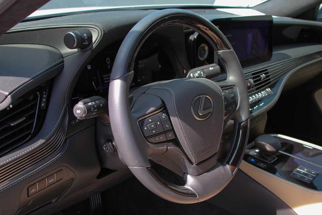 2024 Lexus LS 500 Vehicle Photo in SUGAR LAND, TX 77478