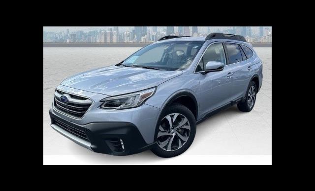 2022 Subaru Outback Vehicle Photo in Green Bay, WI 54304