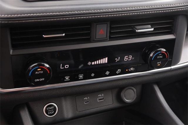 2023 Nissan Rogue Vehicle Photo in Hazelwood, MO 63042