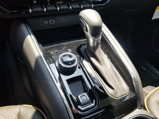 2025 GMC Canyon Vehicle Photo in ELYRIA, OH 44035-6349
