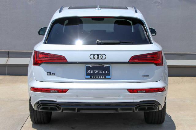 2024 Audi Q5 Vehicle Photo in SUGAR LAND, TX 77478