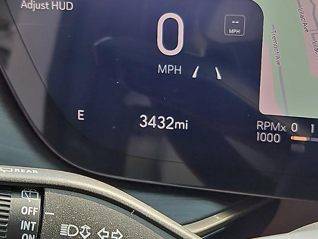2025 Buick Envision Vehicle Photo in TREVOSE, PA 19053-4984