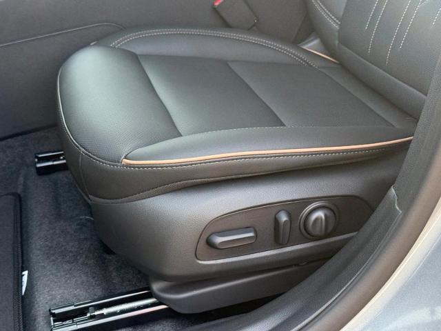 2025 Buick Envista Vehicle Photo in COLUMBIA, MO 65203-3903