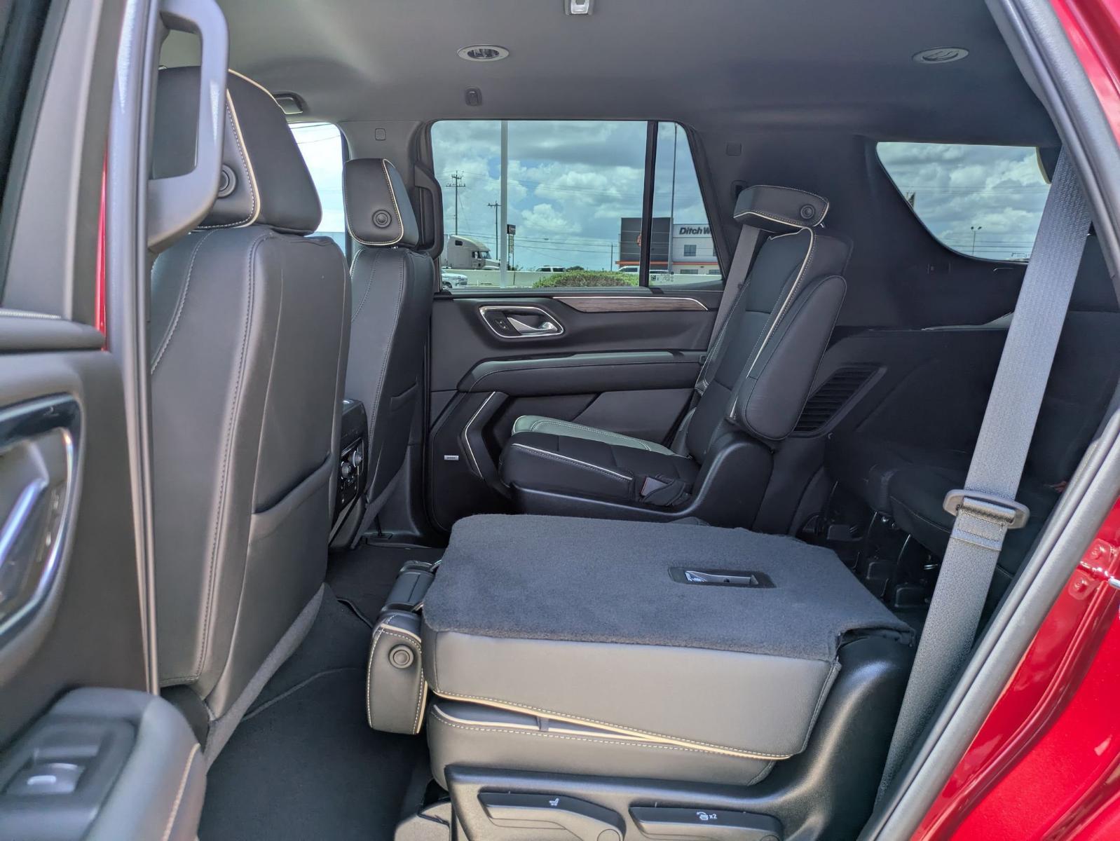 2024 Chevrolet Tahoe Vehicle Photo in SELMA, TX 78154-1460