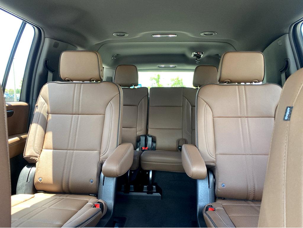 2025 Chevrolet Suburban Vehicle Photo in POOLER, GA 31322-3252