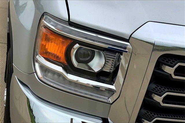2019 GMC Sierra 2500 HD Vehicle Photo in TOPEKA, KS 66609-0000