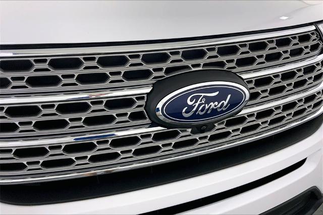 2023 Ford Explorer Vehicle Photo in Lees Summit, MO 64086