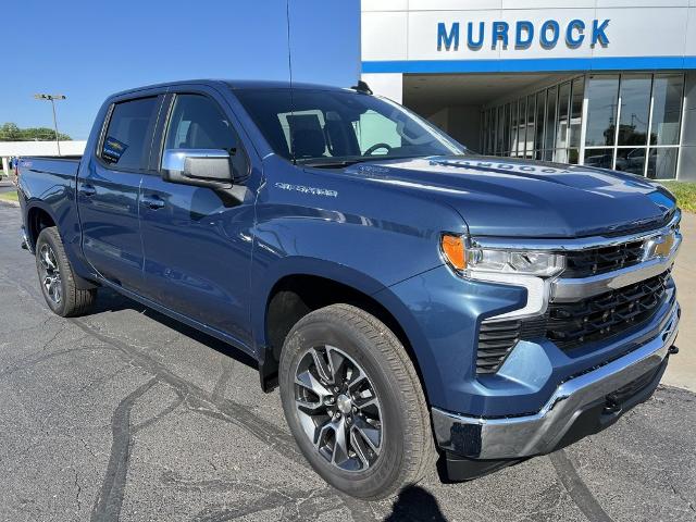 2024 Chevrolet Silverado 1500 Vehicle Photo in MANHATTAN, KS 66502-5036