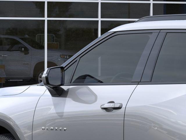 2025 Chevrolet Blazer Vehicle Photo in Roslyn, NY 11576