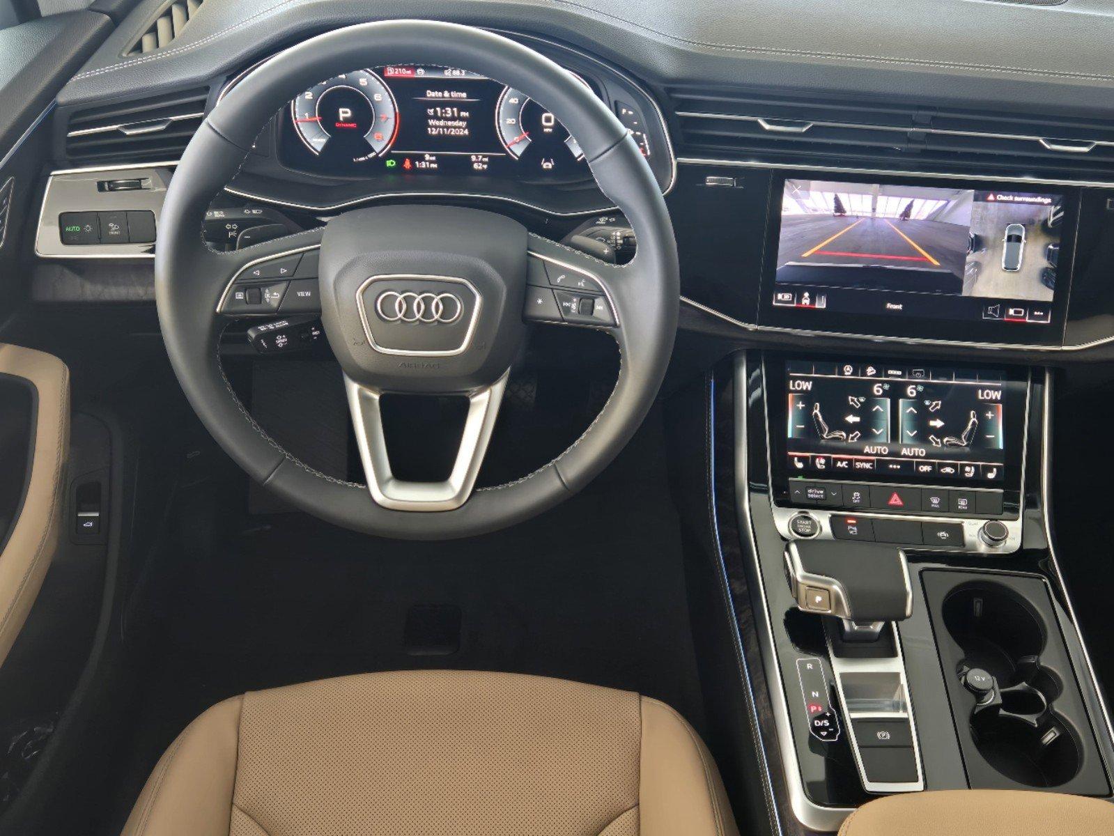 2025 Audi Q7 Vehicle Photo in SUGAR LAND, TX 77478