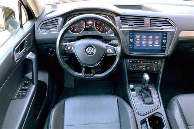 2019 Volkswagen Tiguan Vehicle Photo in KANSAS CITY, MO 64114-4502