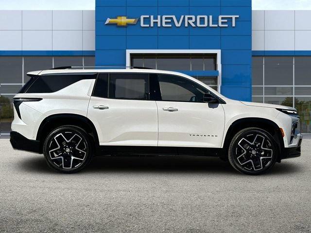 2025 Chevrolet Traverse Vehicle Photo in RIVERSIDE, CA 92504-4106