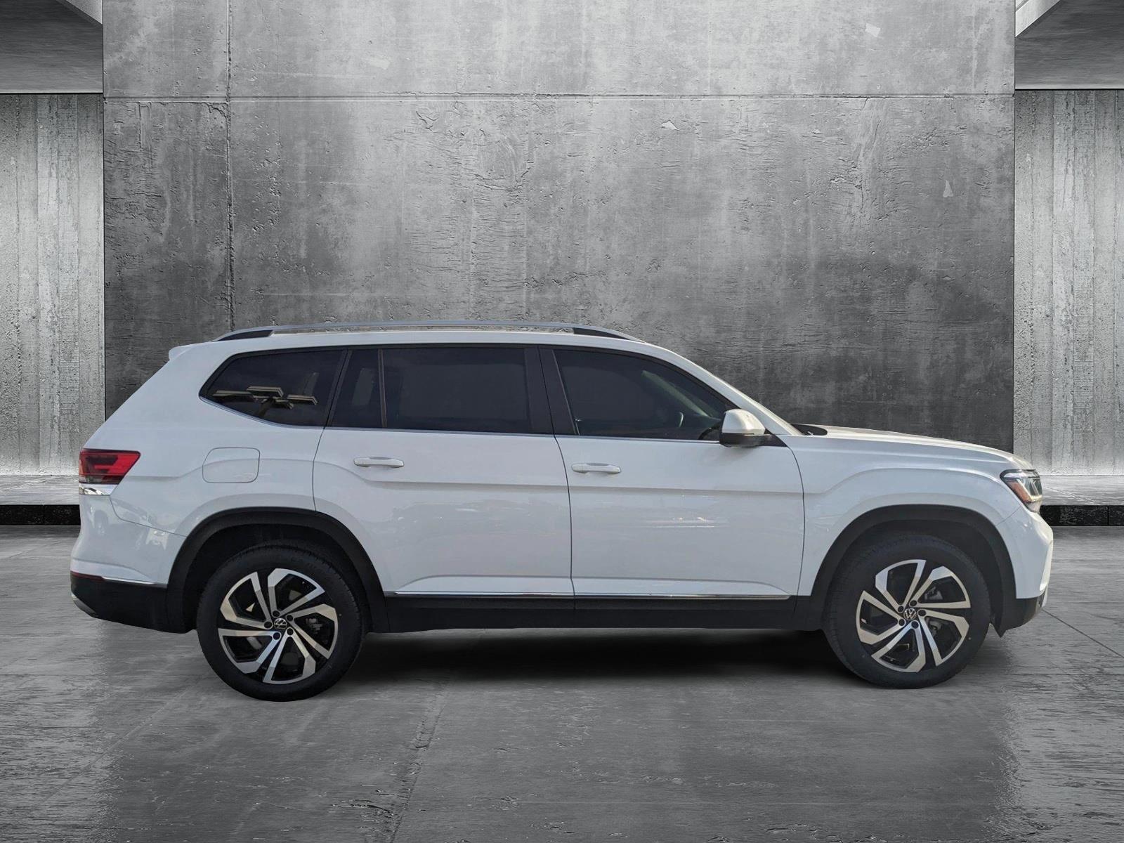 2022 Volkswagen Atlas Vehicle Photo in MIAMI, FL 33172-3015