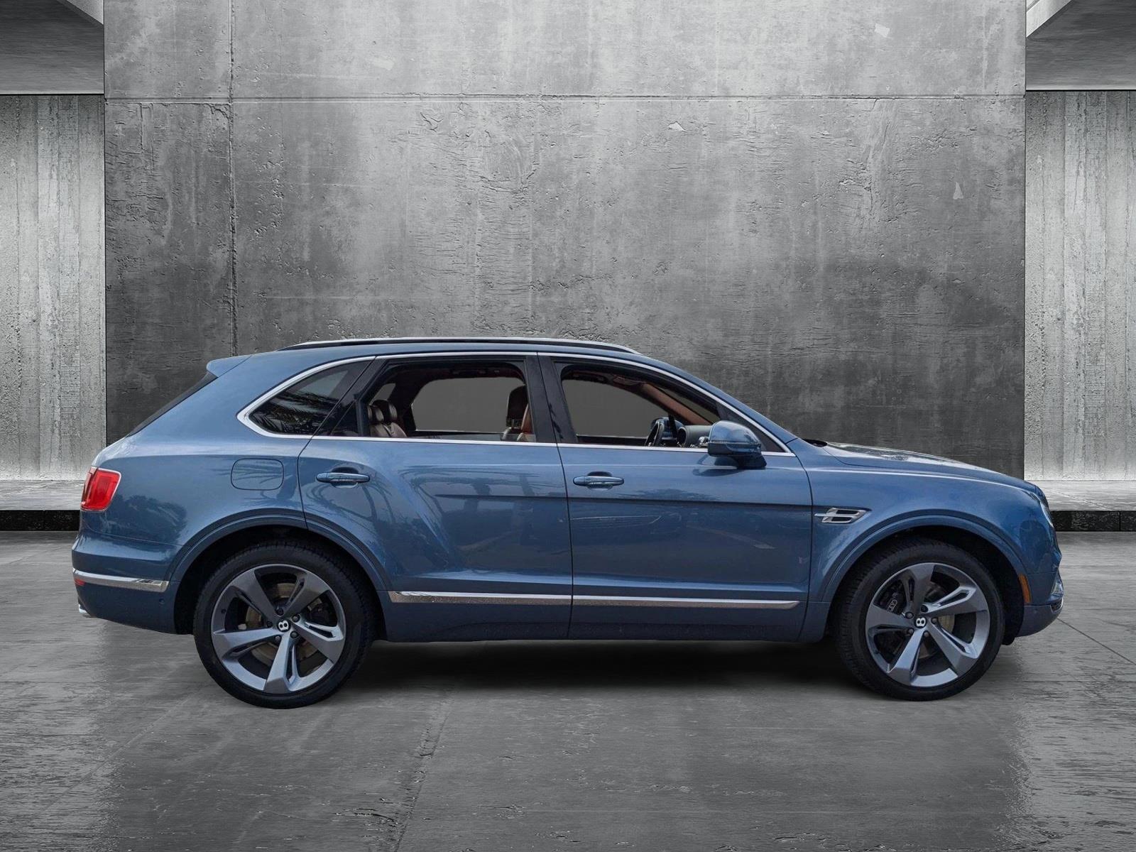 2019 Bentley Bentayga Vehicle Photo in Wesley Chapel, FL 33544