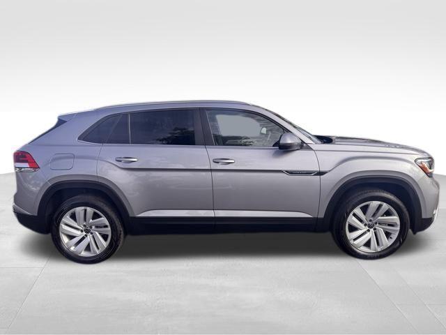 2022 Volkswagen Atlas Cross Sport Vehicle Photo in DELRAY BEACH, FL 33483-3294