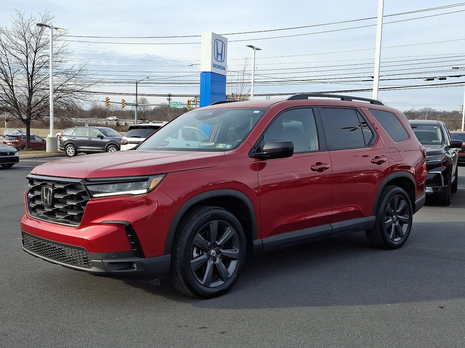 2025 Honda Pilot Vehicle Photo in Harrisburg, PA 17111