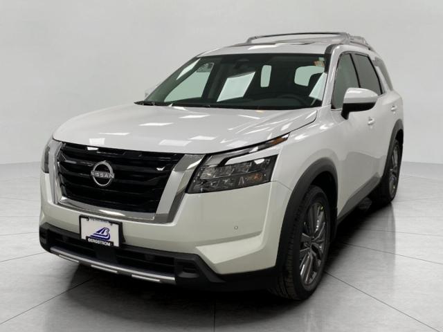 2025 Nissan Pathfinder Vehicle Photo in Appleton, WI 54913