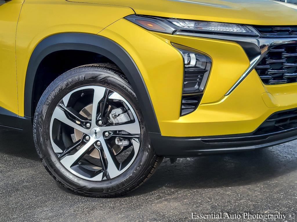 2024 Chevrolet Trax Vehicle Photo in AURORA, IL 60503-9326