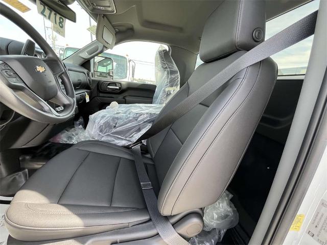 2024 Chevrolet Silverado 2500 HD Vehicle Photo in ALCOA, TN 37701-3235