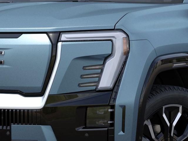 2025 GMC Sierra EV Vehicle Photo in MEDINA, OH 44256-9631