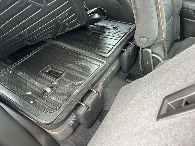 2023 GMC Acadia Vehicle Photo in MEDINA, OH 44256-9631