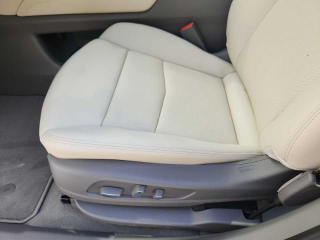 2025 Cadillac XT6 Vehicle Photo in HOUSTON, TX 77079