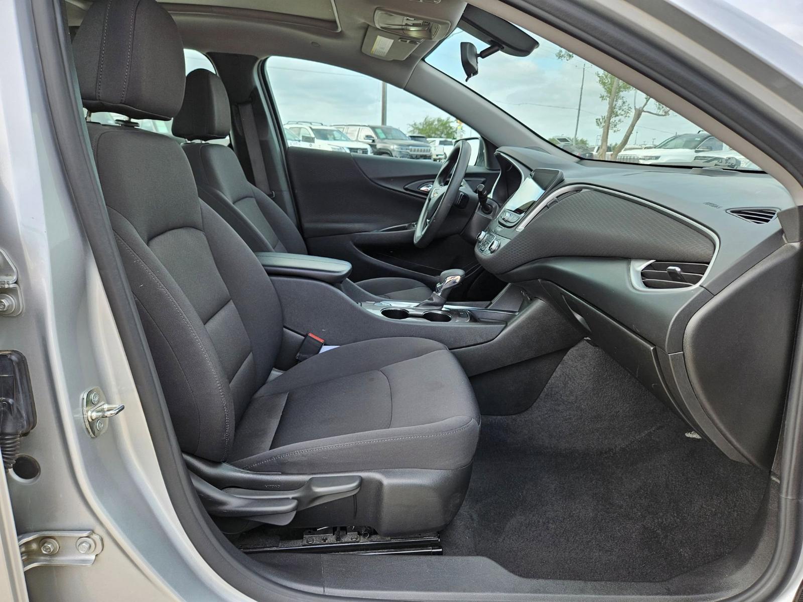 2022 Chevrolet Malibu Vehicle Photo in Seguin, TX 78155