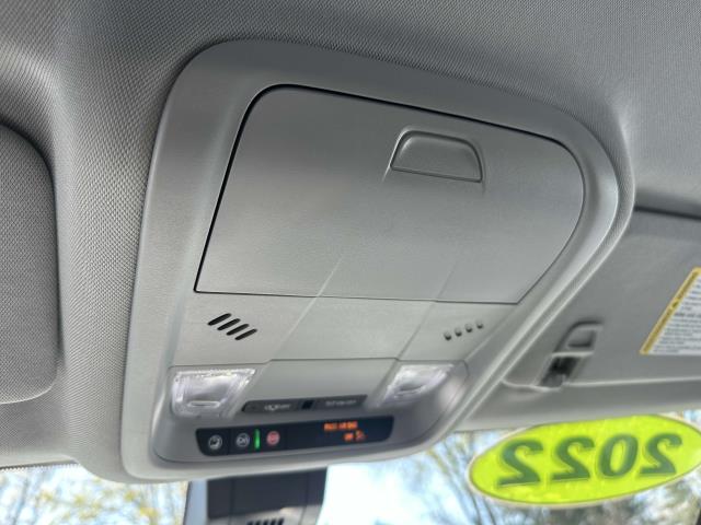 2022 Chevrolet Equinox Vehicle Photo in Roslyn, NY 11576
