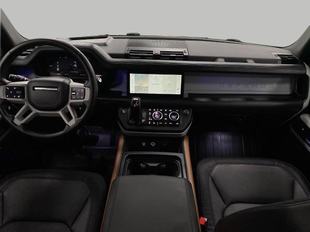 2023 Defender Vehicle Photo in Appleton, WI 54913