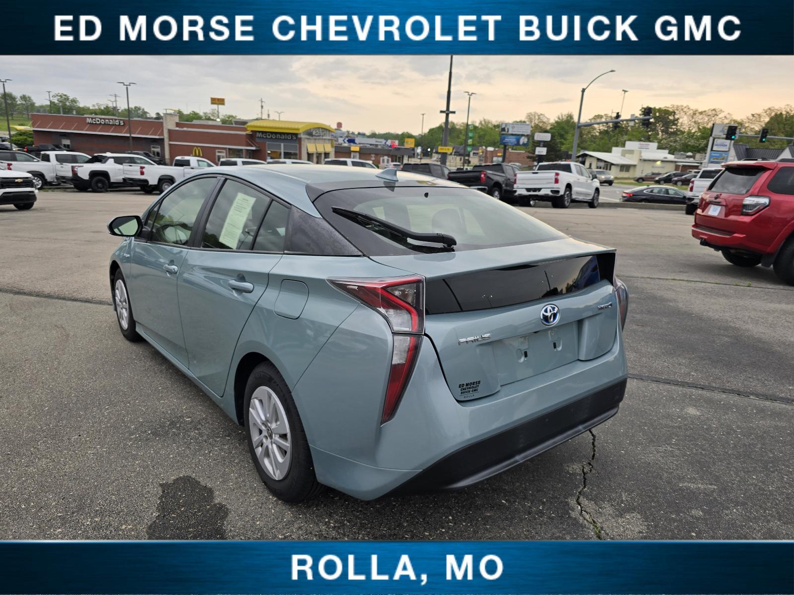 2016 Toyota Prius Vehicle Photo in Rolla, MO 65401