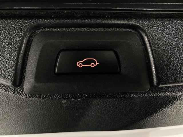 2022 BMW X5 xDrive40i Vehicle Photo in Appleton, WI 54913